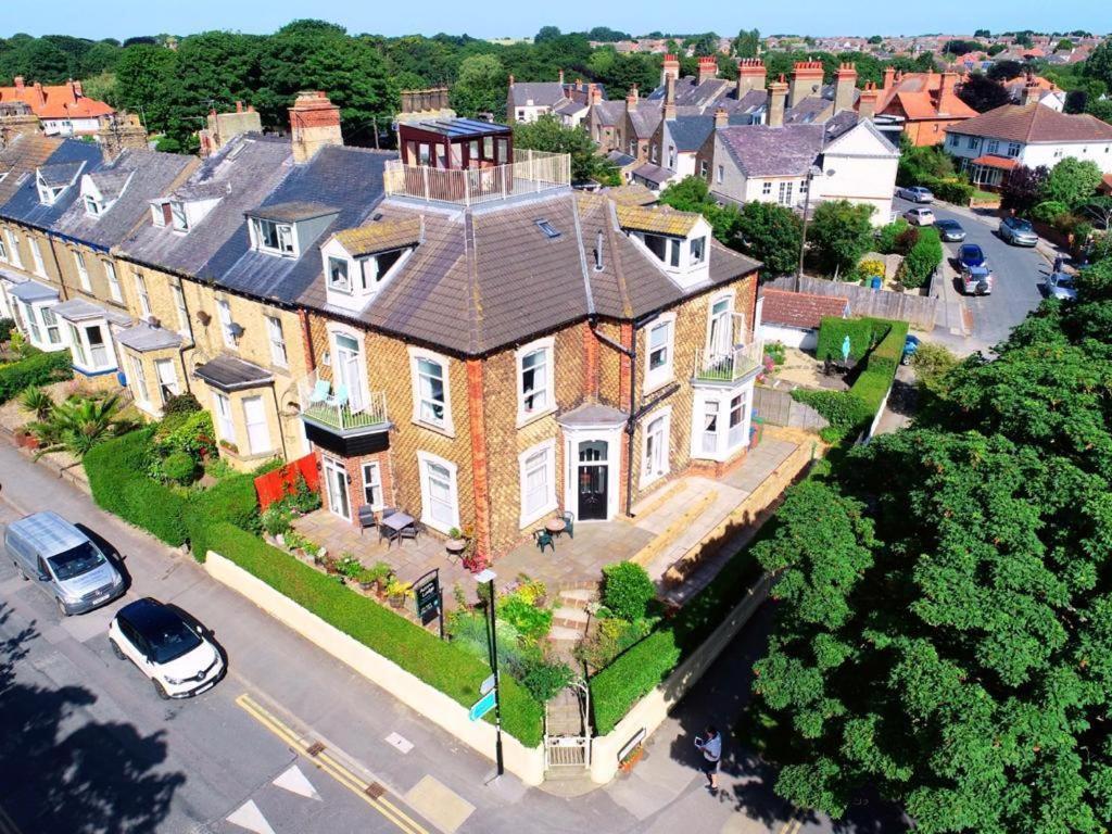 Fishtail House - Stylish Apartments Minutes From The Sea Hornsea Esterno foto