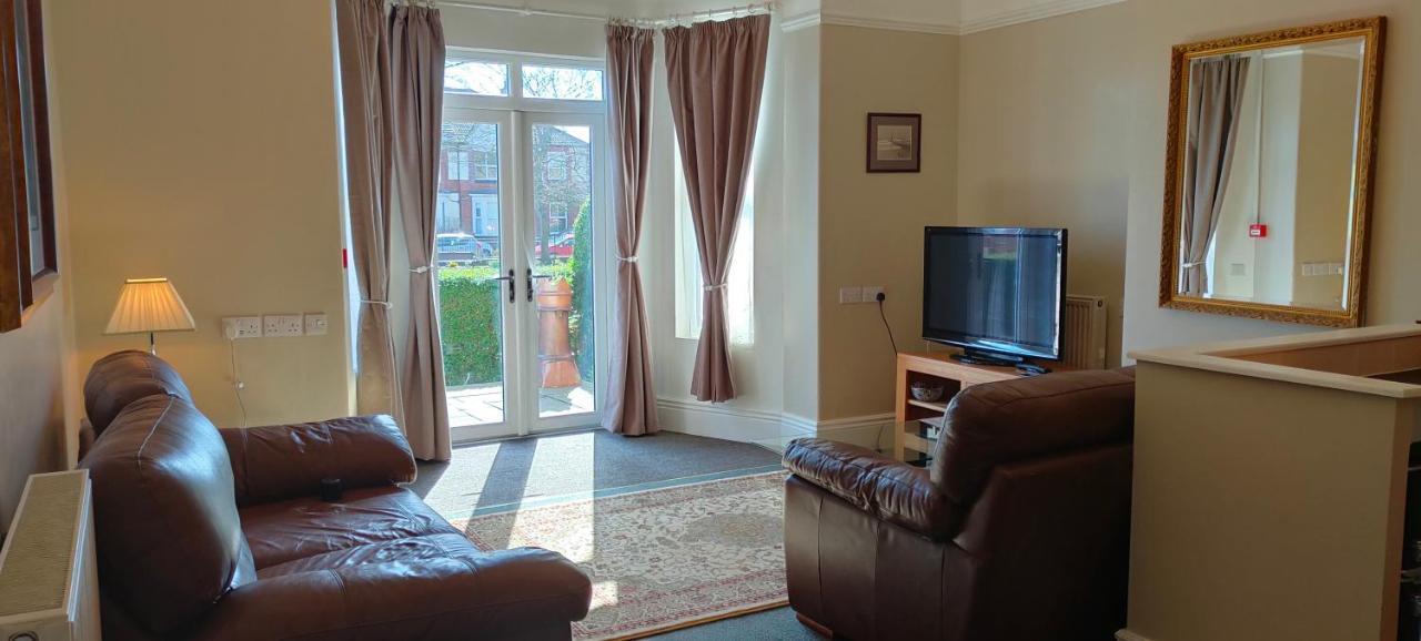 Fishtail House - Stylish Apartments Minutes From The Sea Hornsea Esterno foto