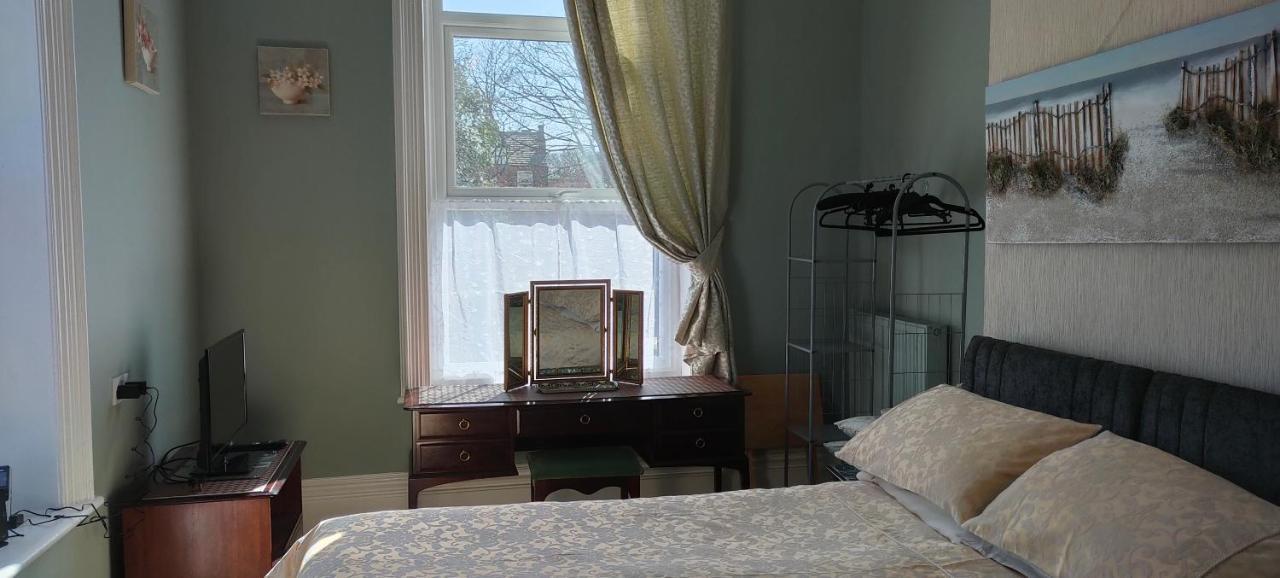 Fishtail House - Stylish Apartments Minutes From The Sea Hornsea Esterno foto